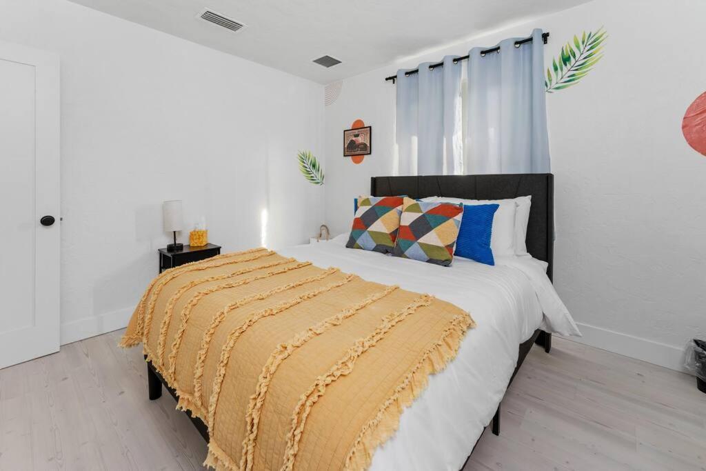 Smart Bungalow: 10-Min To Uf, Central Location Gainesville Kültér fotó